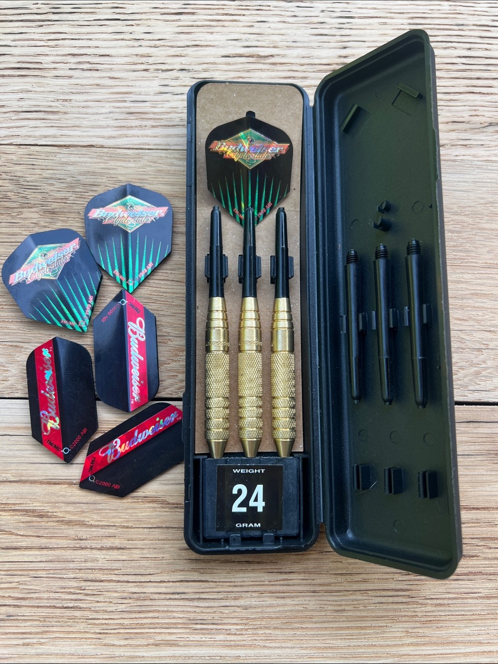 VTG Harrows Collector Budweiser Darts-new in case!